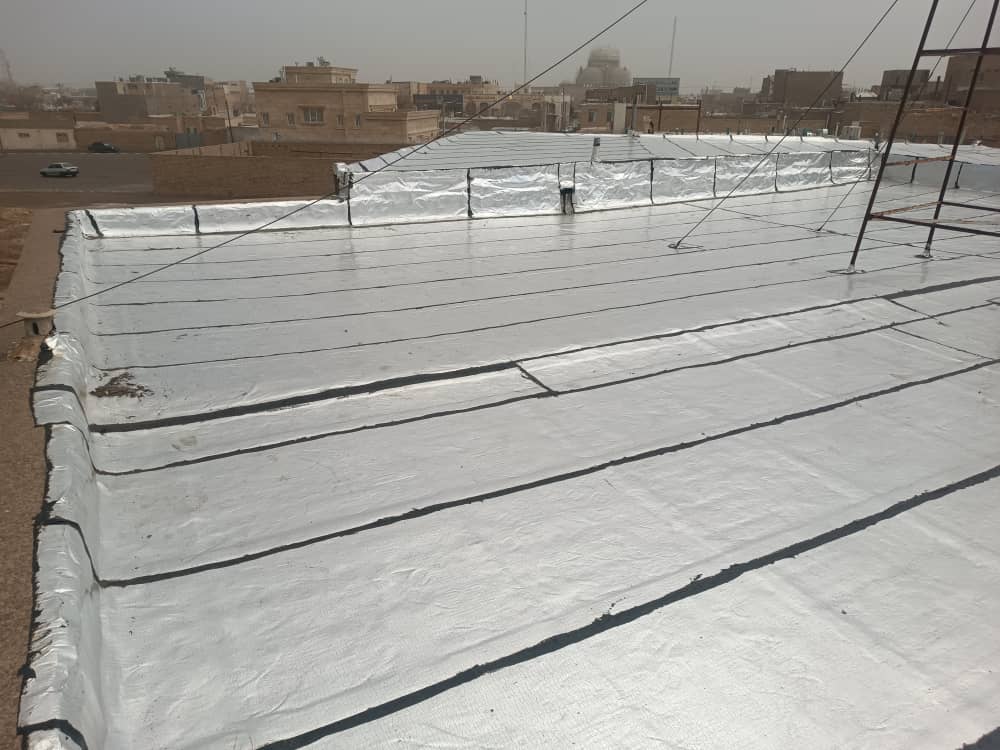 ایزوگام شرق راد – کیفیت و دوام در عایق‌بندی ساختمان‌ها